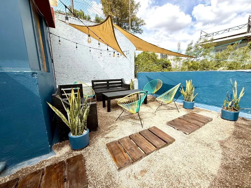 Instalaciones del Hostal Condesa de Roomies Express en Condesa, CDMX