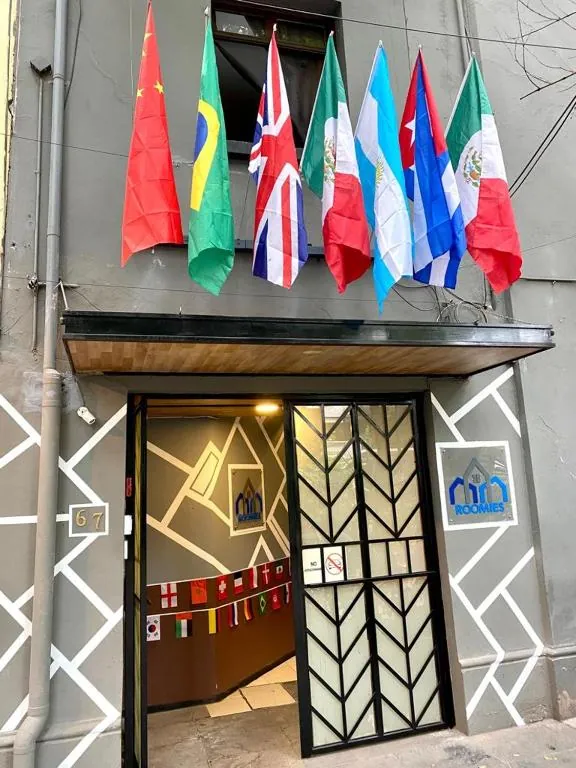 Instalaciones del Hostal Parque México de Roomies Express en Hipódromo Condesa, CDMX
