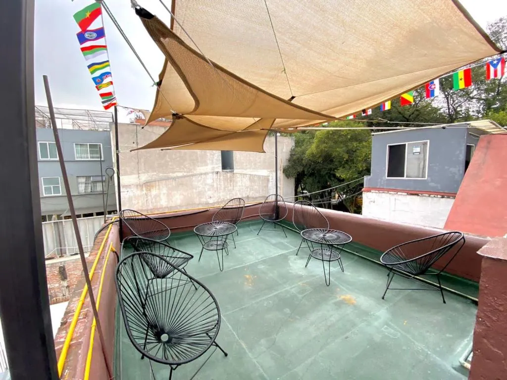 Instalaciones del Hostal Parque México de Roomies Express en Hipódromo Condesa, CDMX