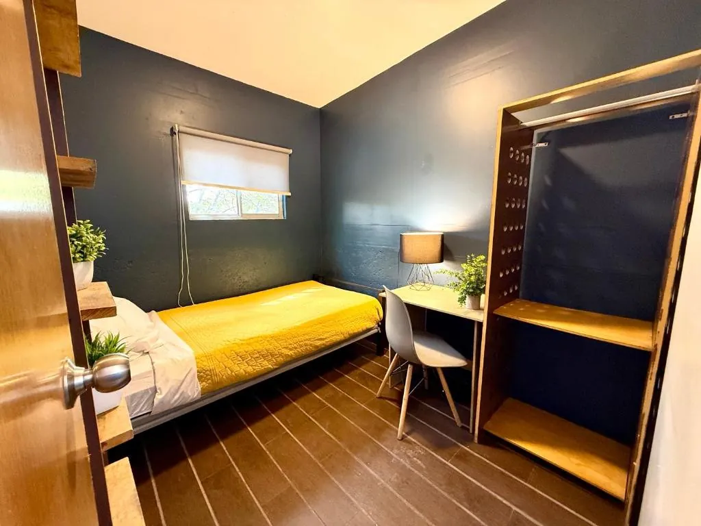 Instalaciones del Hostal Santa María la Ribera de Roomies Express en Santa María la Ribera, CDMX