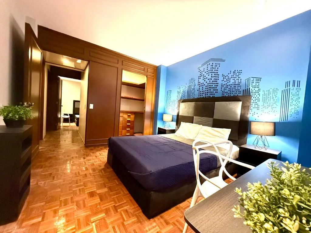 Habitación del hostal Roomies Express en la Zona Rosa, colonia Juárez, CDMX